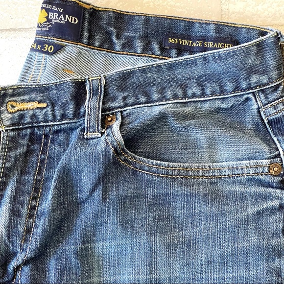 Lucky Brand 363 Vintage Straight Jeans 34x30 Soft Medium Blue Distressed - Picture 3 of 16